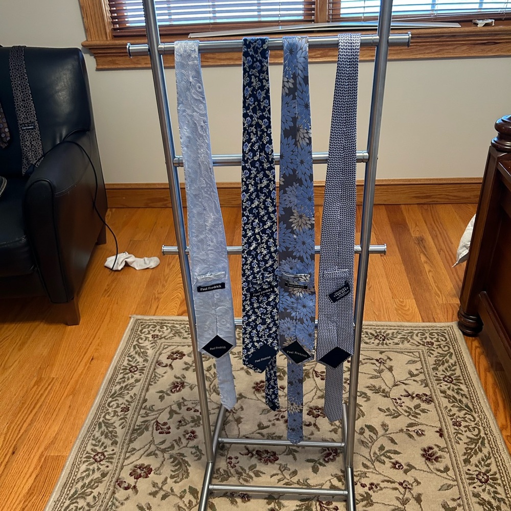 Dress ties